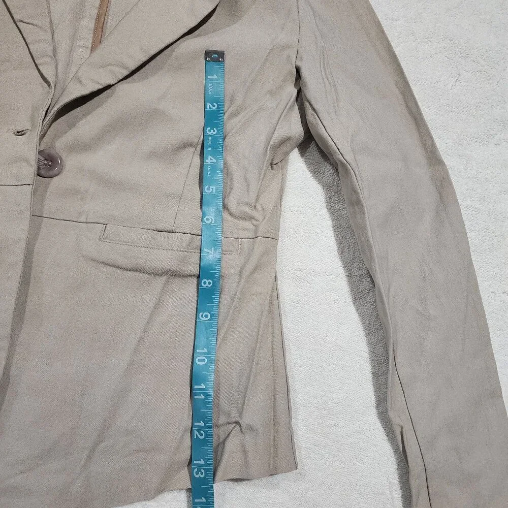 NWOT Papaya Open Front Stetchy Fitted Blazer Size Lg Juniors Beige Button Career